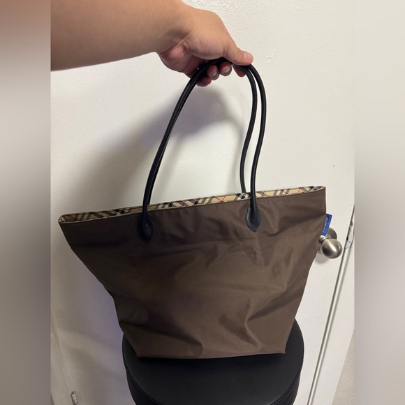 Burberry Nova Check Brown Synthetic Handbag Authentic Pre - Owned 100% AUTHENTIC - Picture 2 of 12